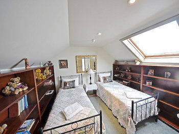 Victoria House 4* Portland